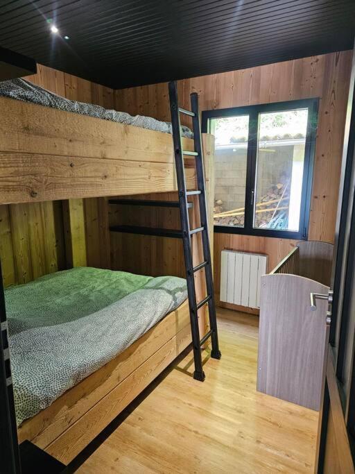Chalet En Foret Avec Etang. Saint-Etienne-les-Remiremont Экстерьер фото